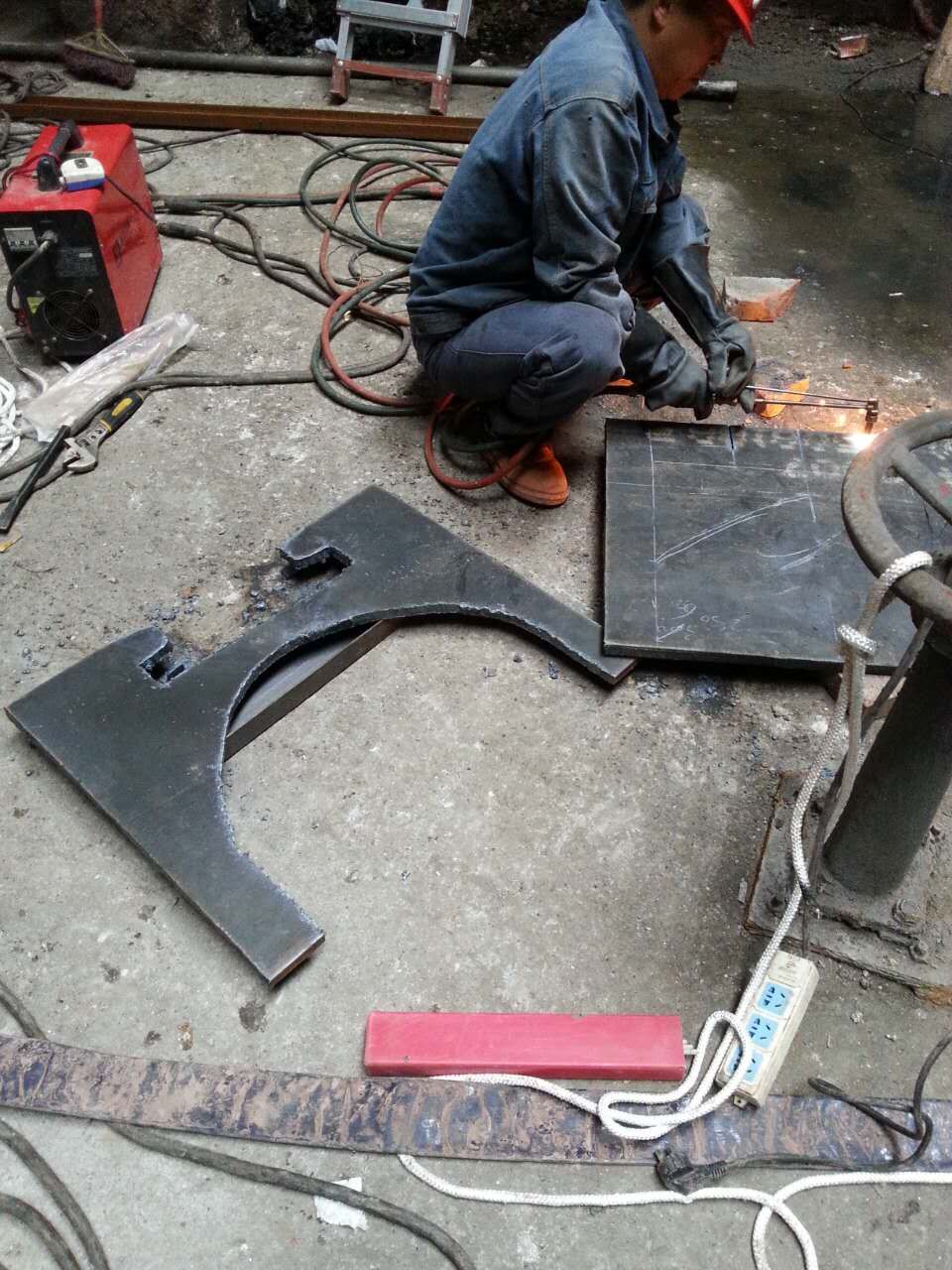 及時(shí)排除隱患 保障收集暢通