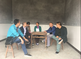 走訪結(jié)對(duì)貧困戶(hù) 真情慰問(wèn)助脫貧