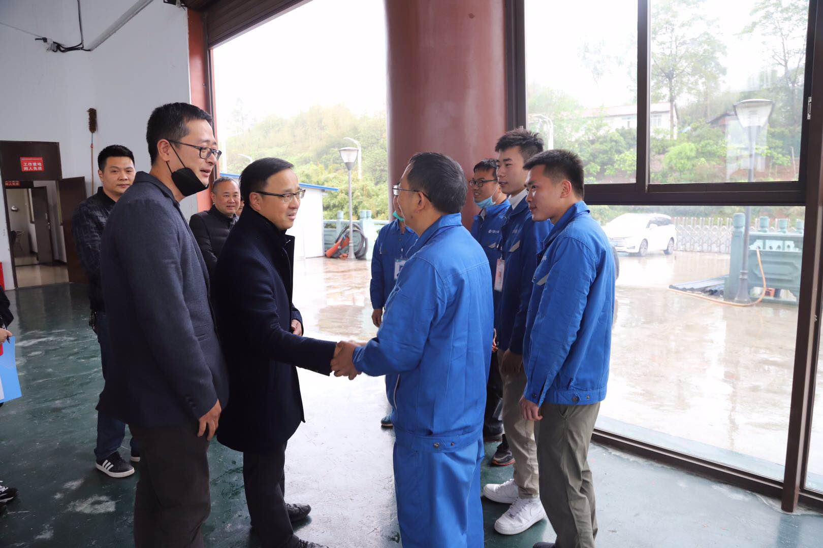 集團領(lǐng)導深入一線督查安全生產(chǎn)工作