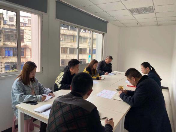 講黨風(fēng)，樹廉風(fēng)，強作風(fēng)