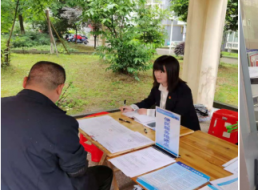 客戶服務(wù)主管:供水服務(wù)用真情 平凡崗位展風(fēng)采