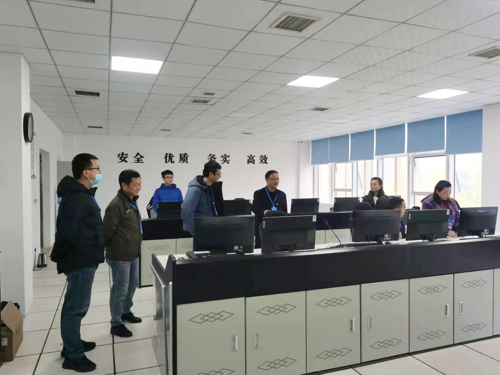 集團公司黨委書記、董事長周燕賓調(diào)研水廠安全生產(chǎn)等工作