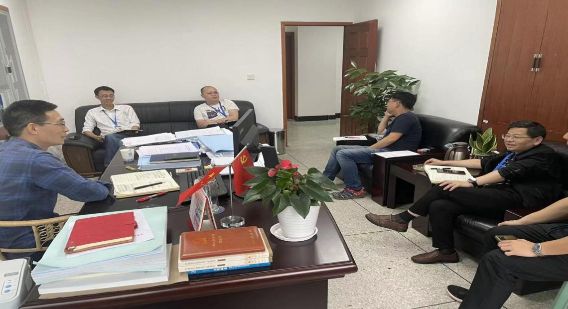 公司黨委委員、副總經(jīng)理吳建剛召開項目管理談話會