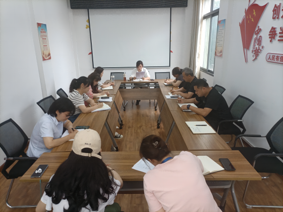 市場(chǎng)營(yíng)銷(xiāo)部召開(kāi)部門(mén)工作例會(huì)