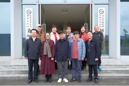 市人大常委會原副主任、市國資委原主任范崇寧率隊到市公服集團(tuán)清源水務(wù)公司走訪調(diào)研