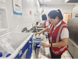 供水服務(wù)進(jìn)校園 滴滴清源沁人心——臨港公司支部、投資公司支部聯(lián)合開展“為民辦實(shí)事”主題黨日活動