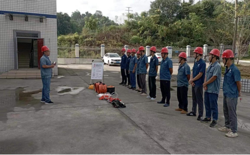 “以練促訓(xùn)，以訓(xùn)促安” 興文運(yùn)營項(xiàng)目部開展有限空間作業(yè)應(yīng)急演練